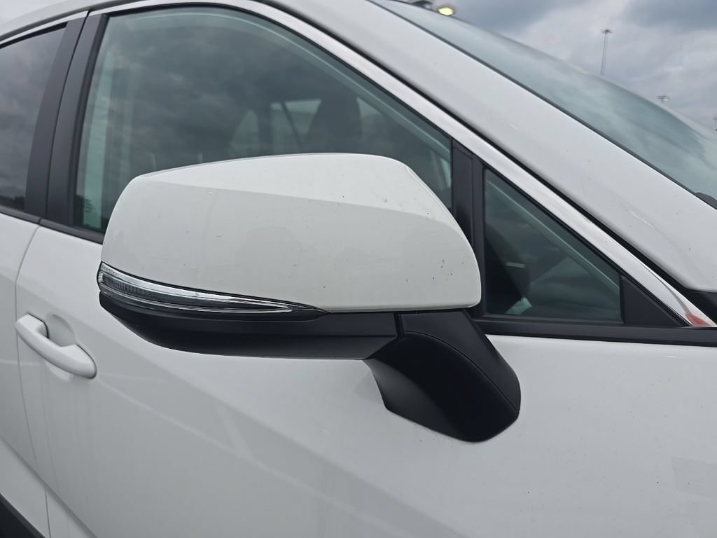 Used 2024 Toyota RAV4 LE AWD/4WD image 25