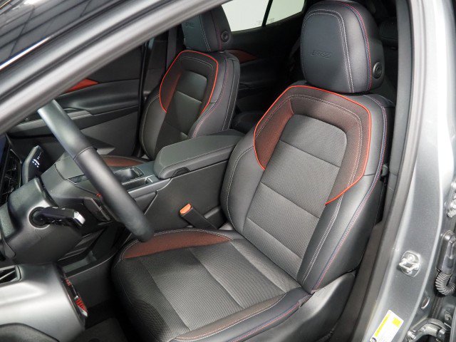 Used 2024 Chevrolet Equinox EV RS image 13