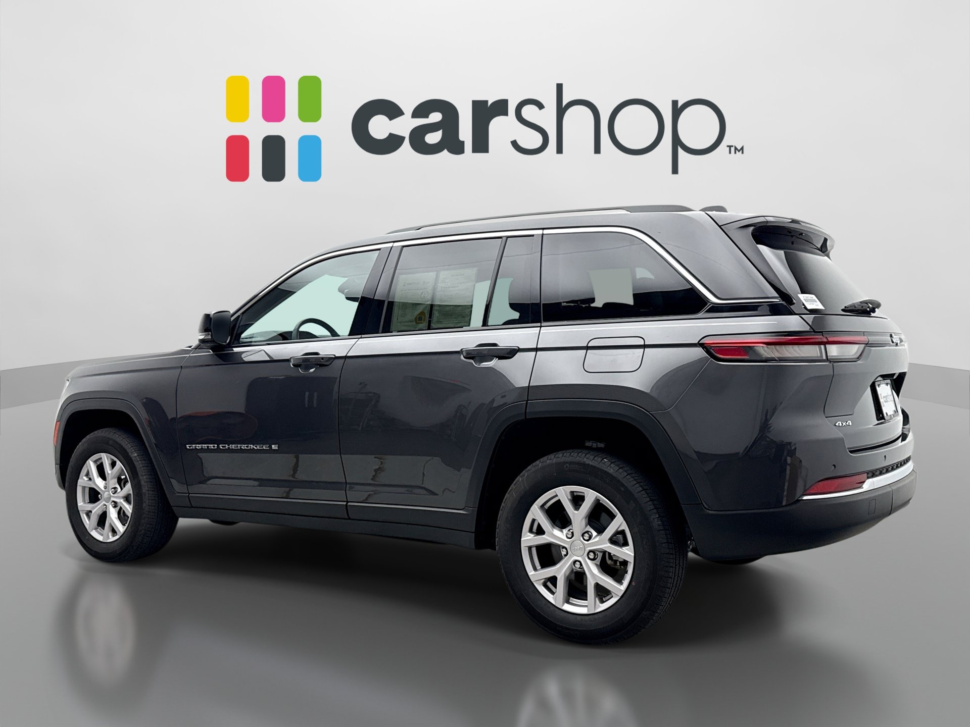 Used 2022 Jeep Grand Cherokee Limited AWD/4WD image 3