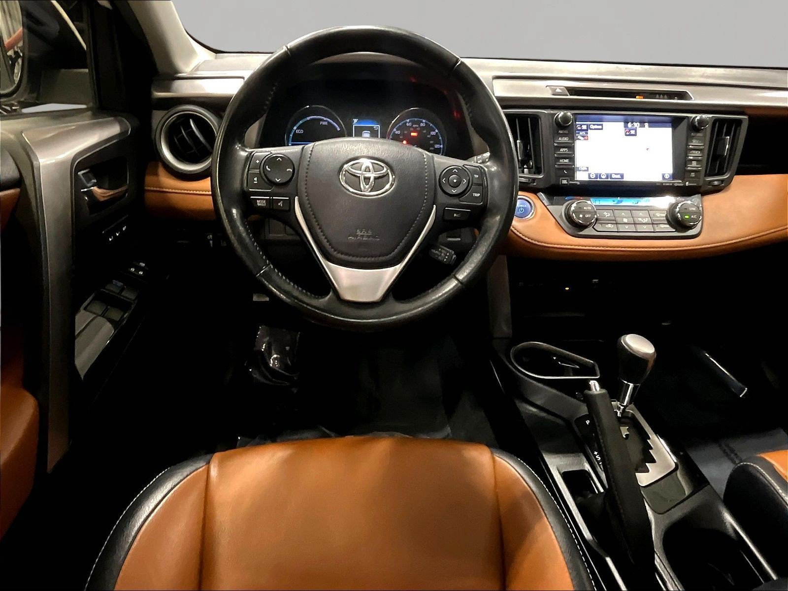 Used 2017 Toyota RAV4 Limited w/ Advanced Technology Package AWD/4WD image 8