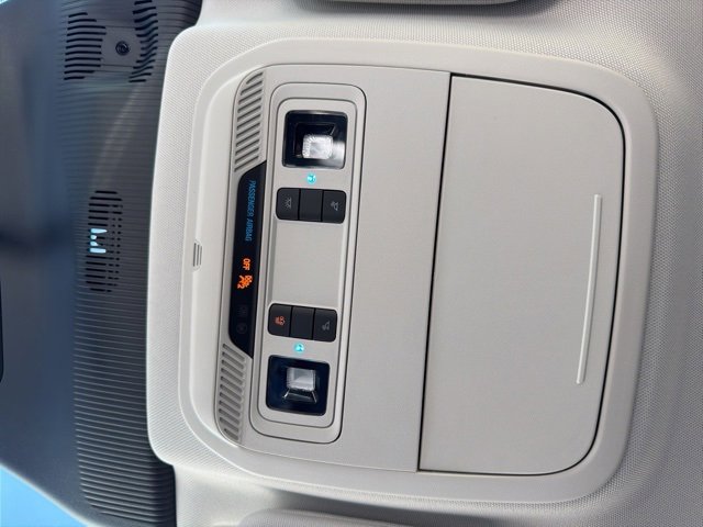 New 2025 Ford Explorer Active image 31