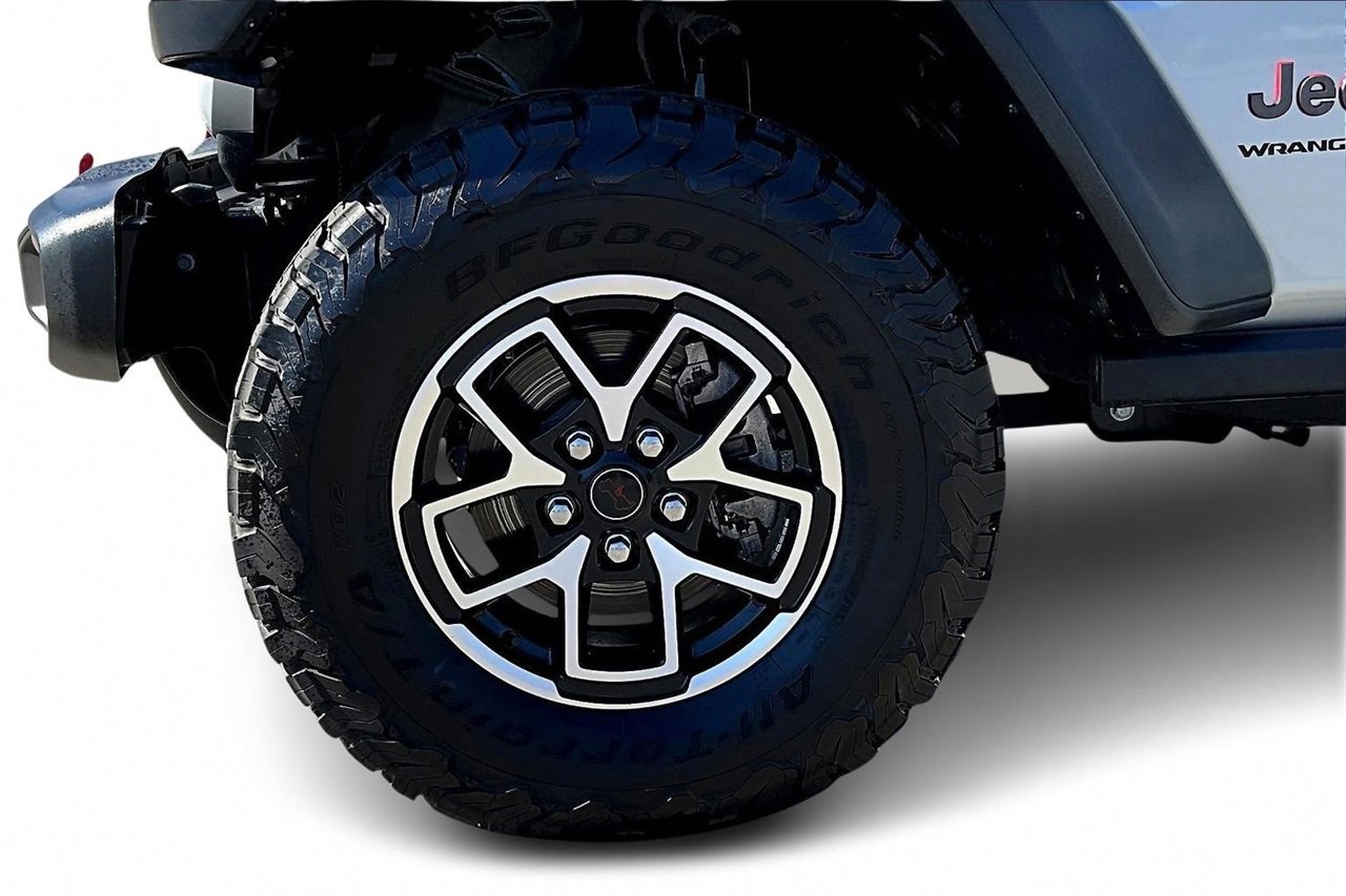 Used 2024 Jeep Wrangler Unlimited Rubicon image 30