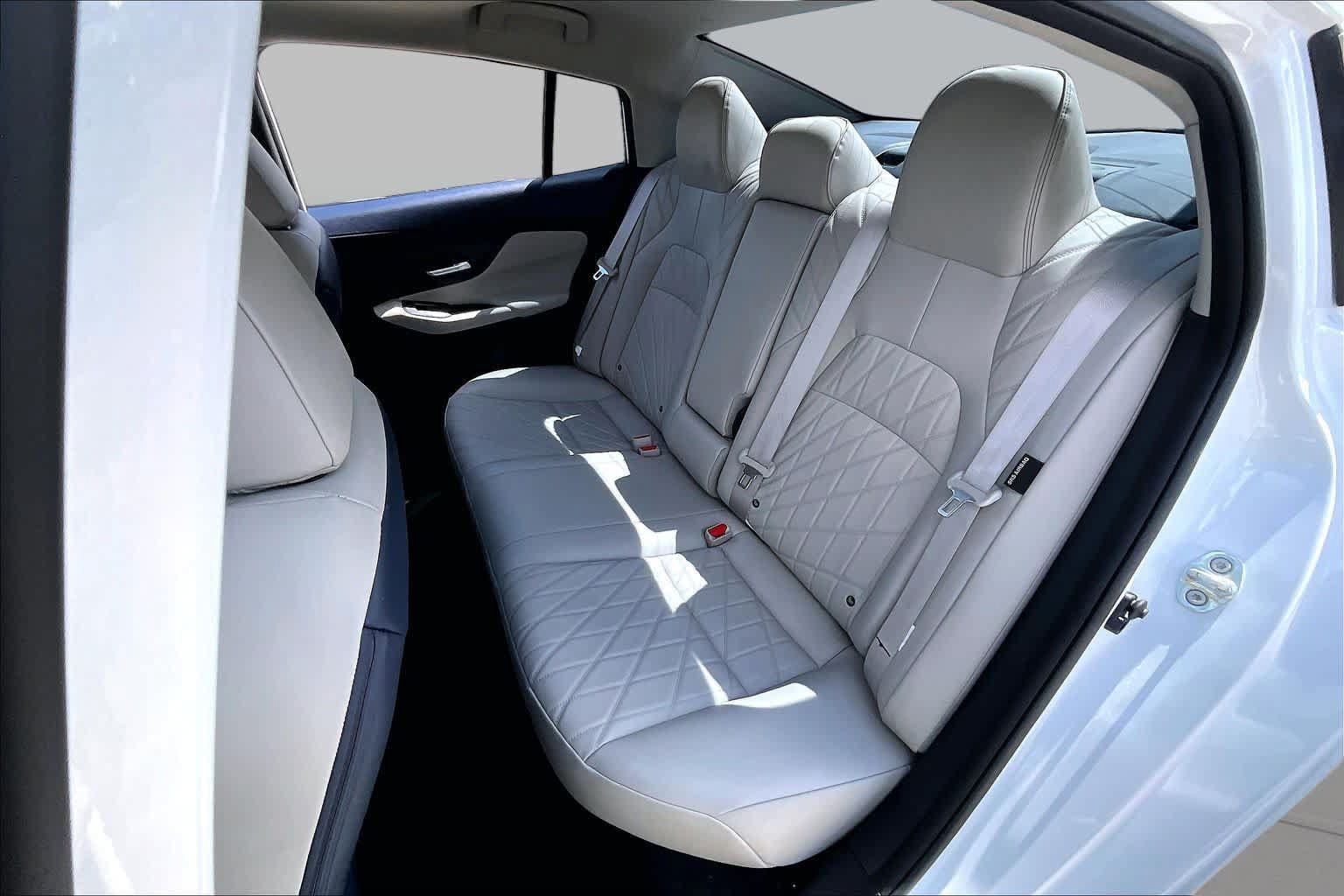 Certified 2026 Nissan Sentra SL w/ Floor Mat Package FWD image 20