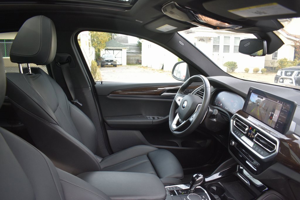 Used 2024 BMW X4 xDrive30i image 21