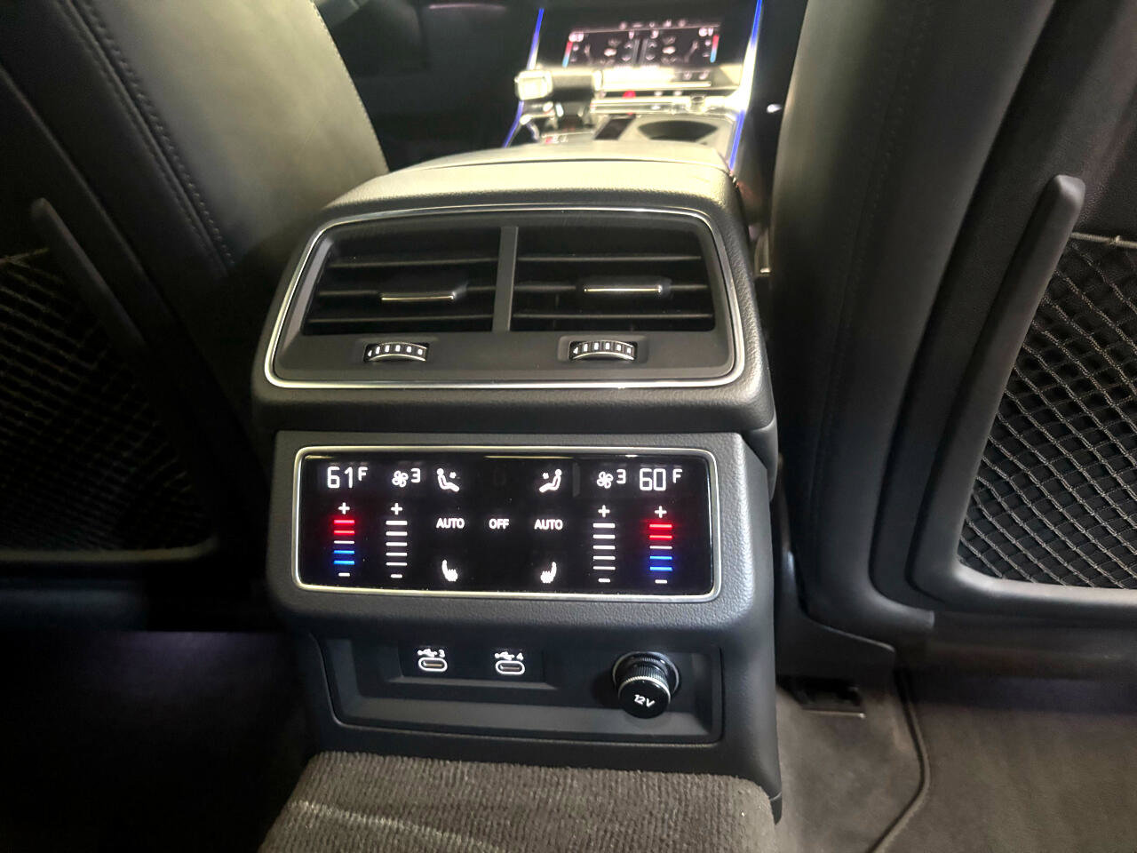 Used 2021 Audi RS 7 Sportback w/ Carbon Optic Package image 36