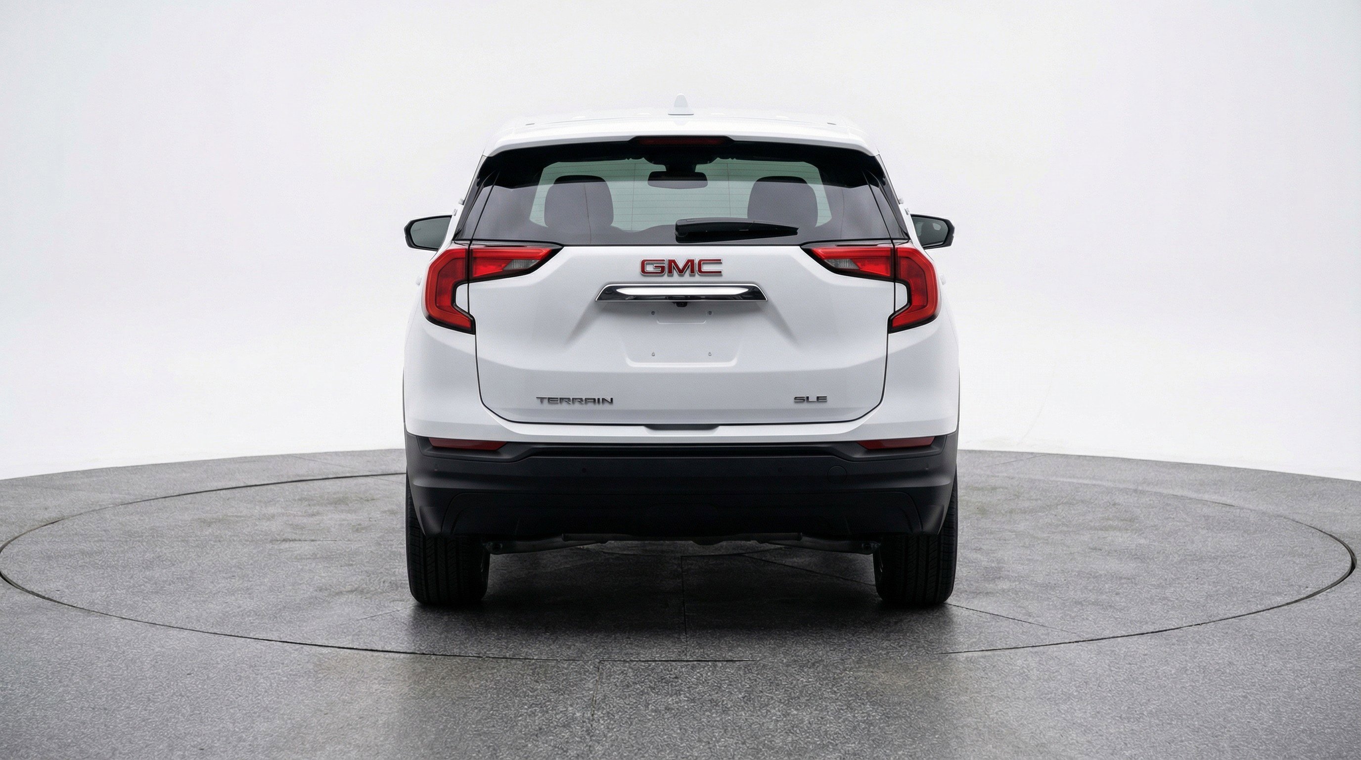 Used 2024 GMC Terrain SLE image 7