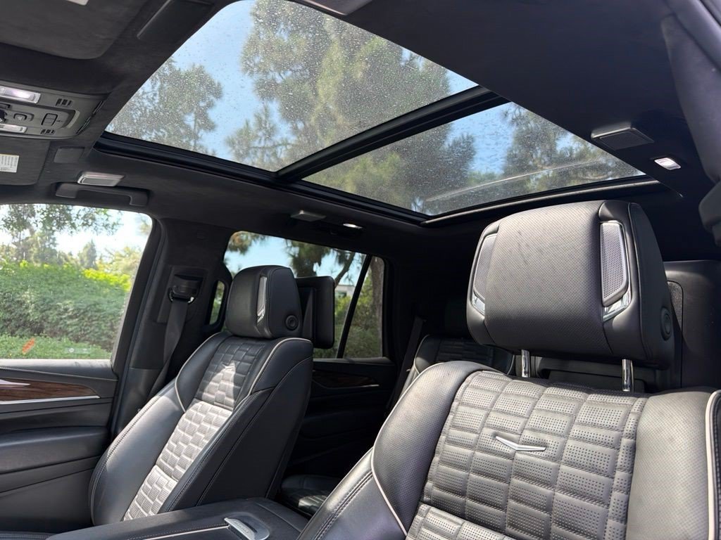 Certified 2024 Cadillac Escalade Sport Platinum w/ LPO, ONYX Package AWD/4WD image 10
