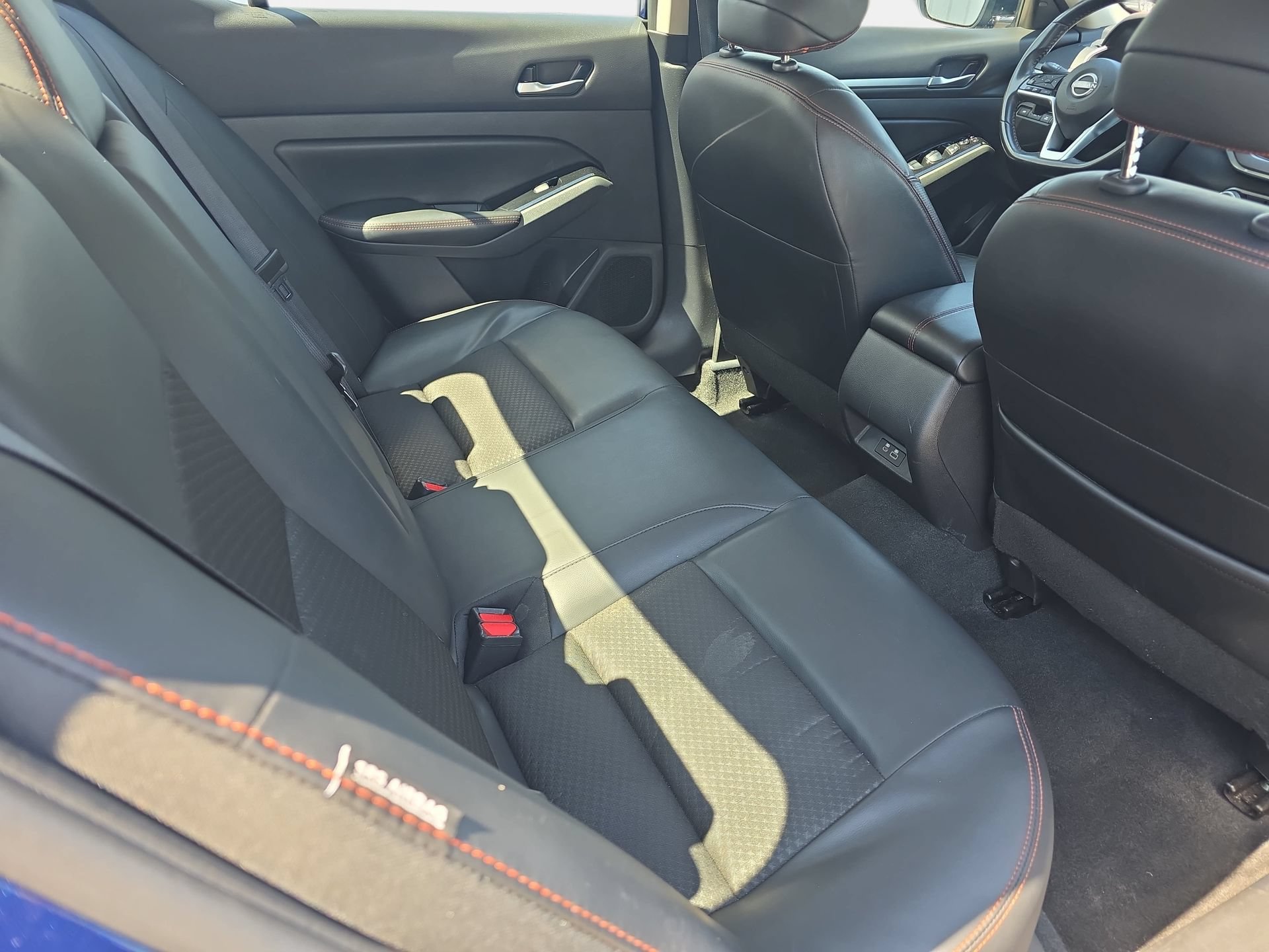 Used 2024 Nissan Altima 2.5 SR FWD image 11