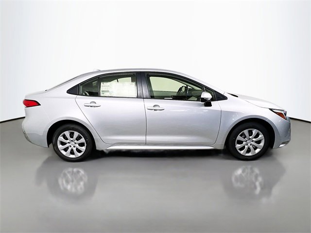 New 2026 Toyota Corolla LE image 2