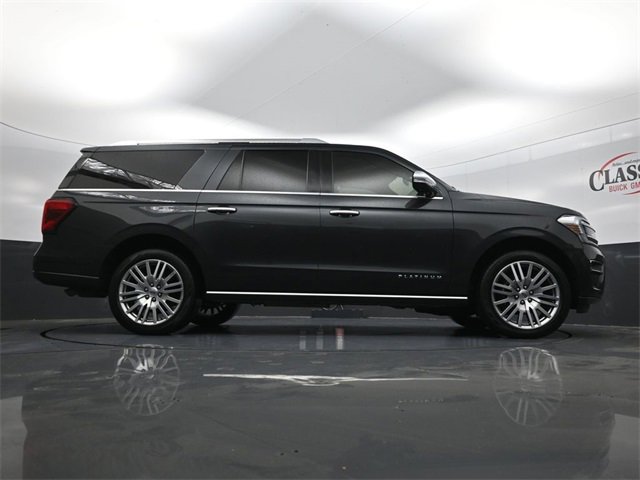 Used 2023 Ford Expedition Max Platinum image 31