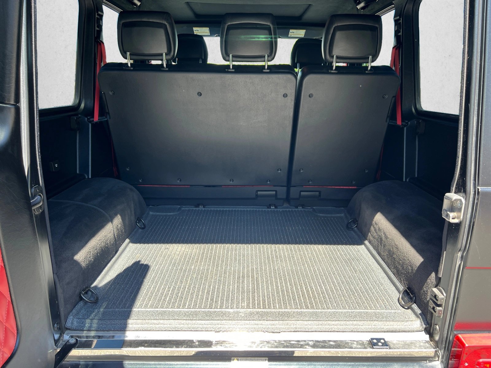 Certified 2017 Mercedes-Benz G 63 AMG 4MATIC image 23