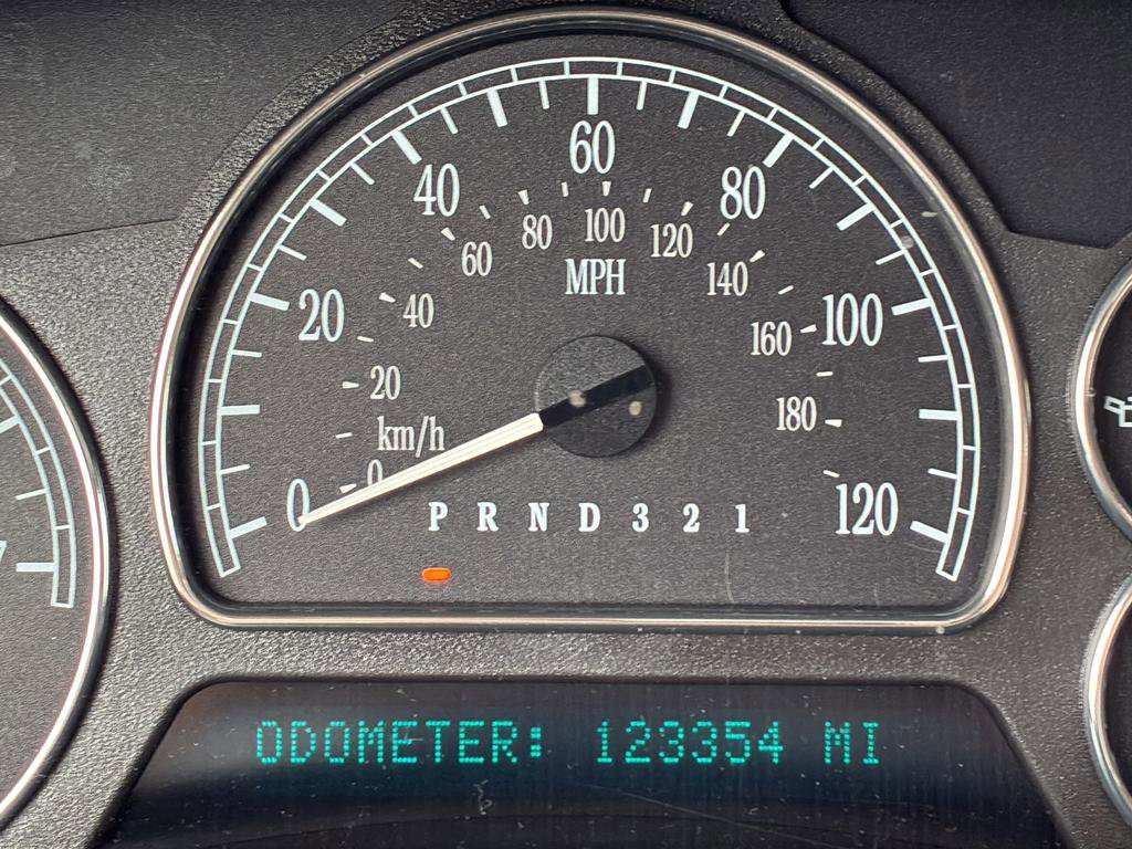 Used 2007 Buick Rainier CXL image 21
