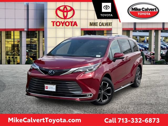 Certified 2025 Toyota Sienna Platinum