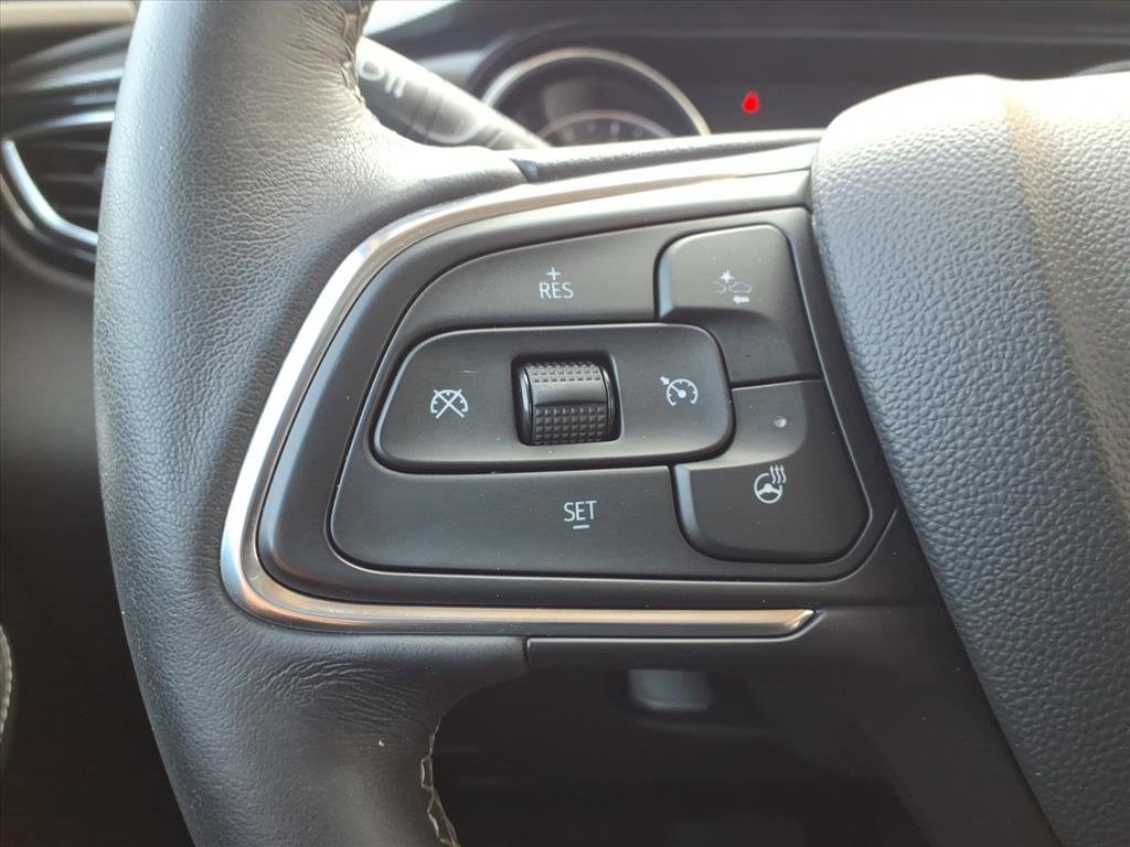 Certified 2022 Buick Encore GX Essence image 15