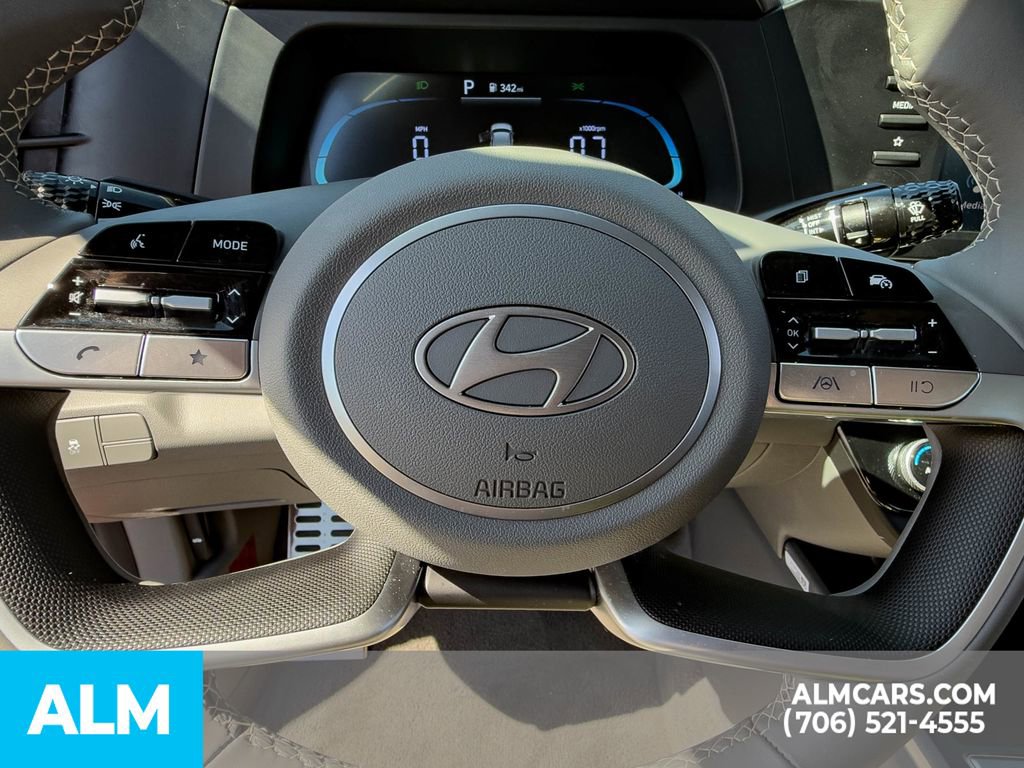 Certified 2025 Hyundai Elantra Sport image 14