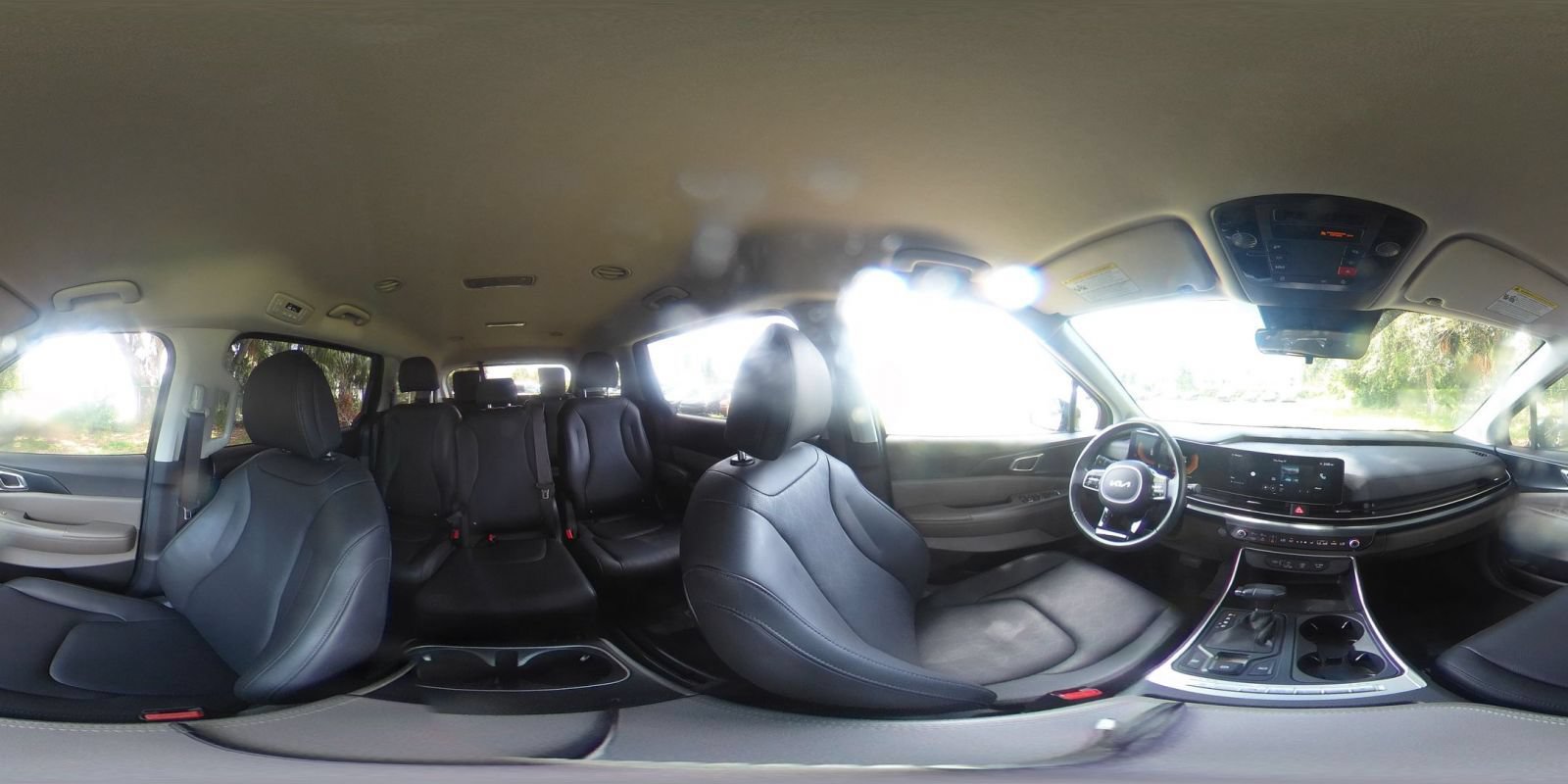 Used 2026 Kia Carnival FWD image 43