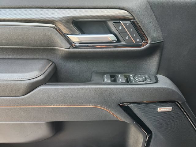 Used 2025 GMC Sierra 2500 AT4 w/ AT4 Premium Plus Package AWD/4WD image 25