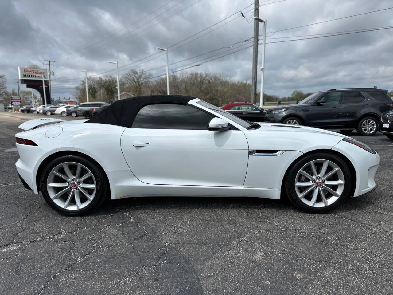 Used 2019 Jaguar F-TYPE Convertible RWD image 6