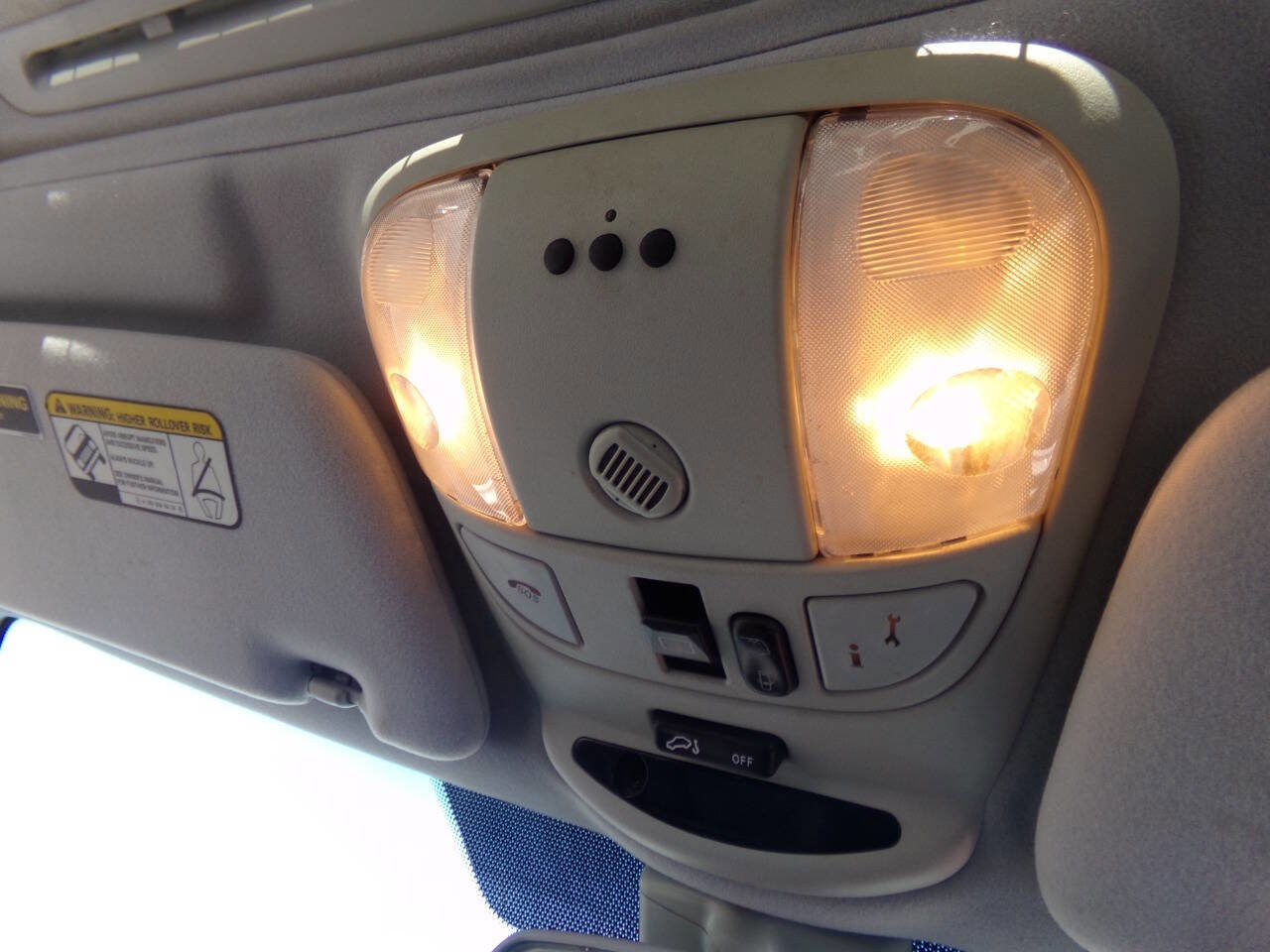 Used 2003 Mercedes-Benz ML 320 4MATIC image 26