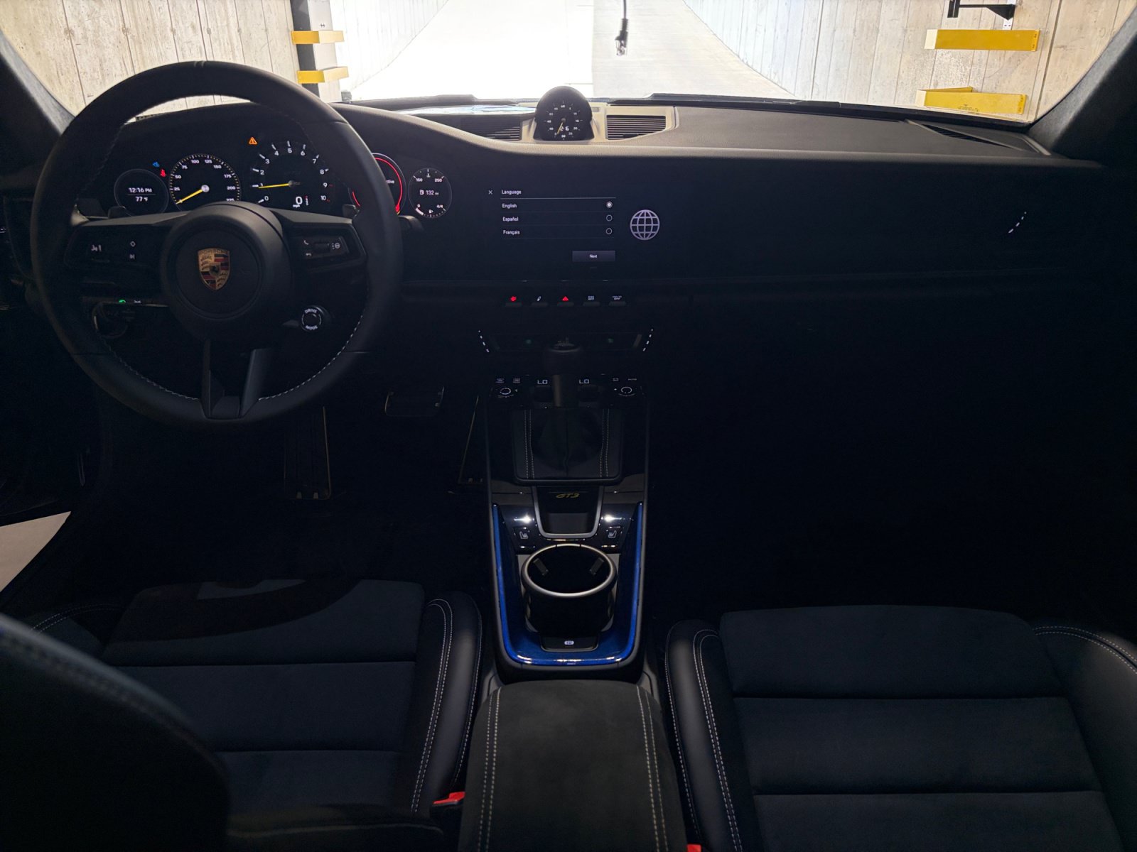 Certified 2024 Porsche 911 GT3 RWD image 32