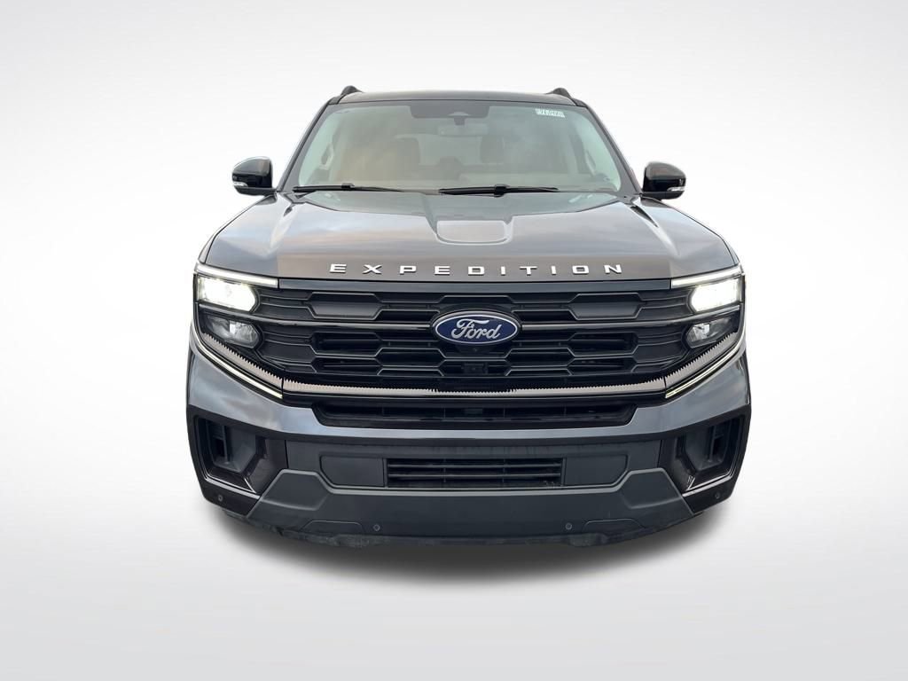 New 2026 Ford Expedition Active AWD/4WD image 8
