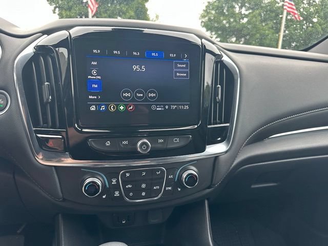 Used 2023 Chevrolet Traverse LT FWD image 16
