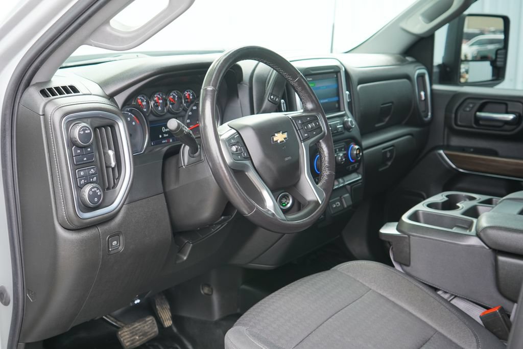 Used 2022 Chevrolet Silverado 3500 LT w/ Convenience Package AWD/4WD image 12