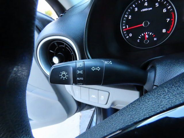 Used 2020 Kia Forte LXS image 32