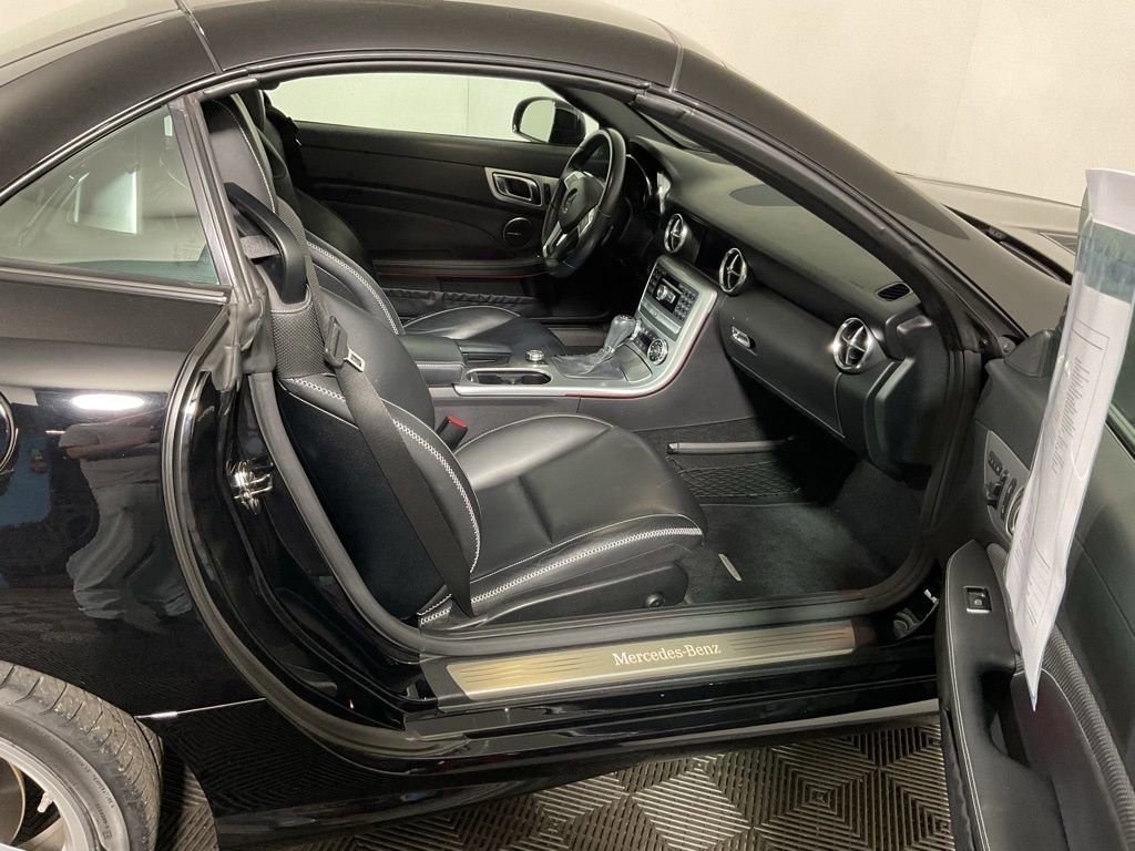 Used 2012 Mercedes-Benz SLK 350 image 30