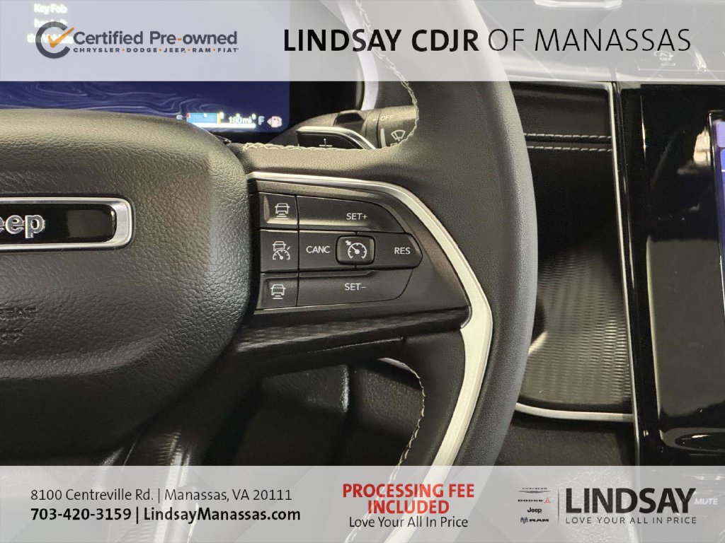 Used 2024 Jeep Grand Cherokee L Laredo AWD/4WD image 31