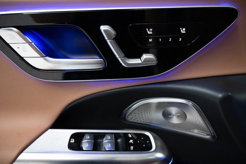 New 2026 Mercedes-Benz E 350 Sedan image 13