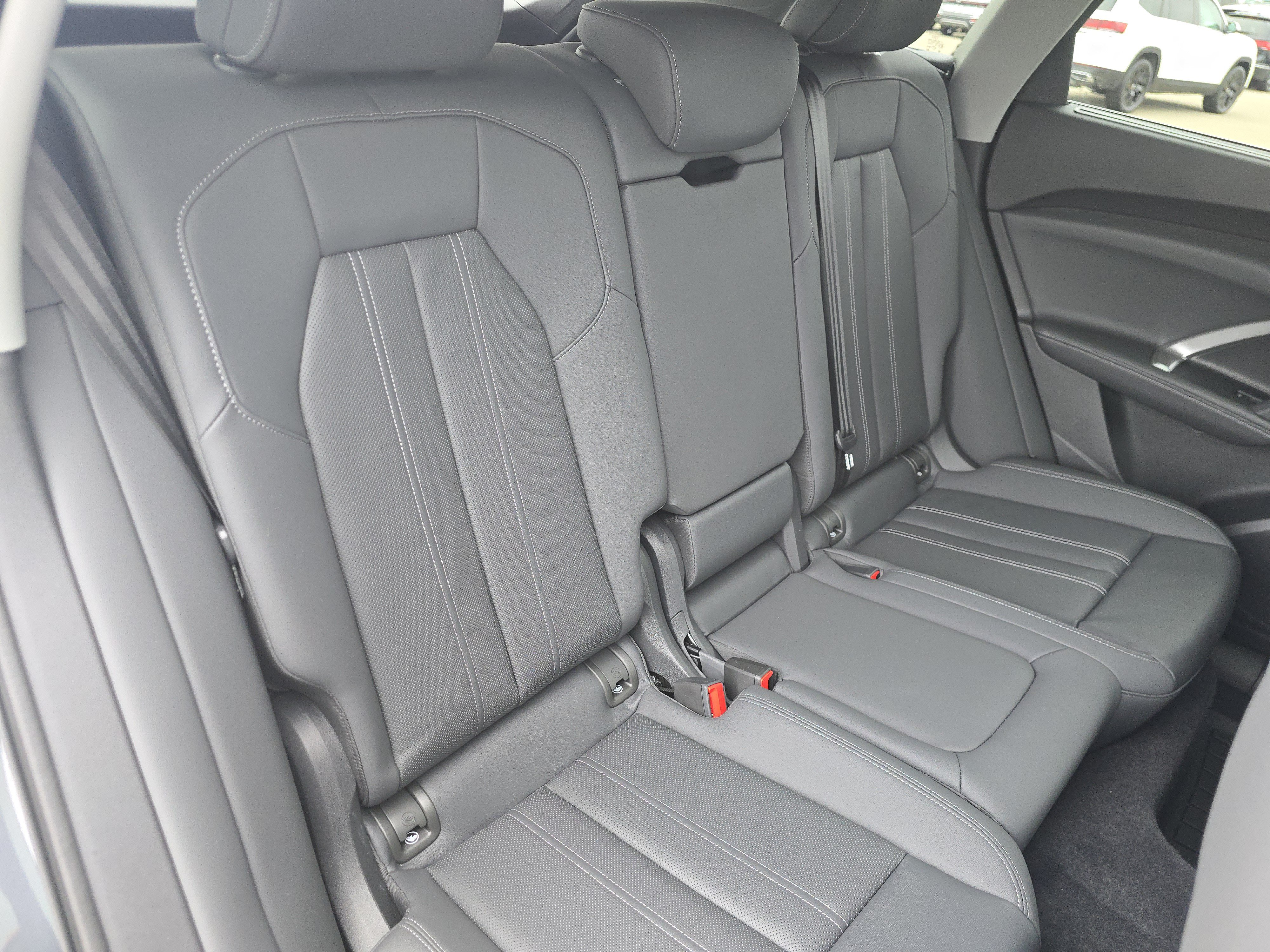 Certified 2025 Audi Q5 Premium Plus w/ Premium Plus AWD/4WD image 20