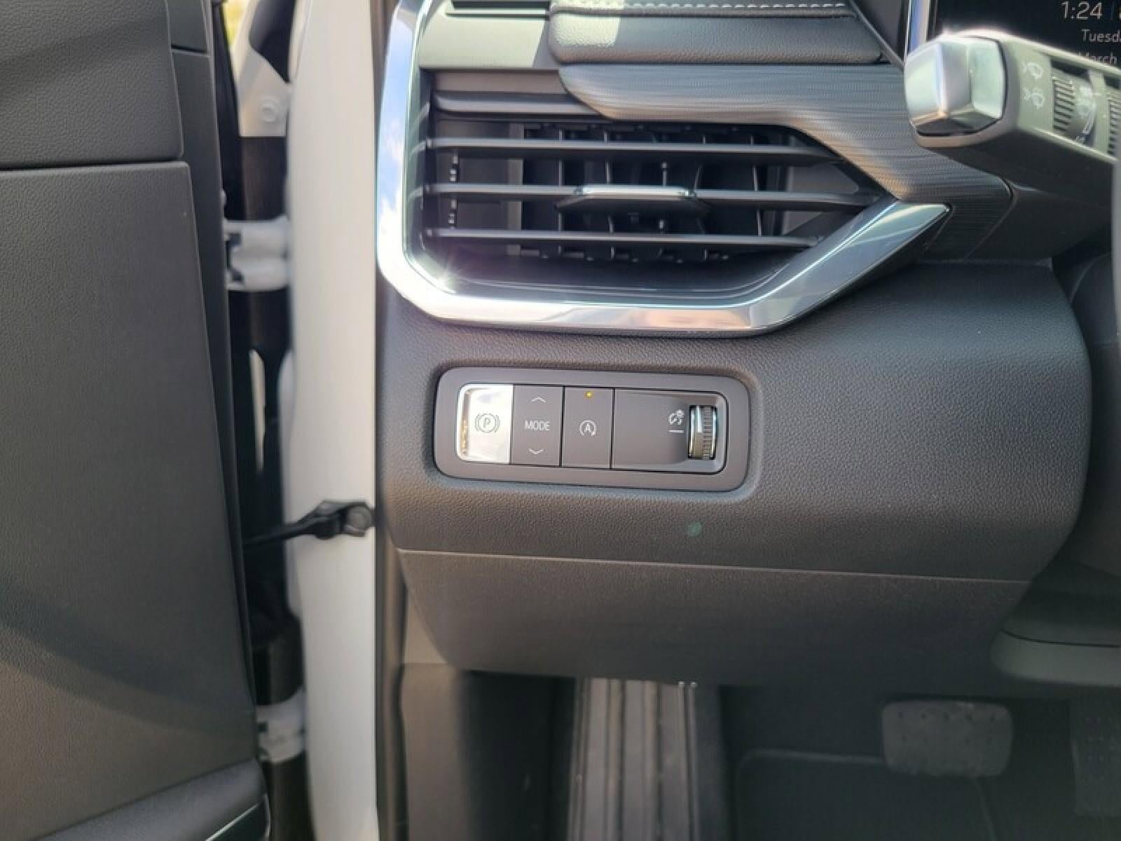 New 2026 GMC Acadia Elevation w/ Elevation Premium Package FWD image 15