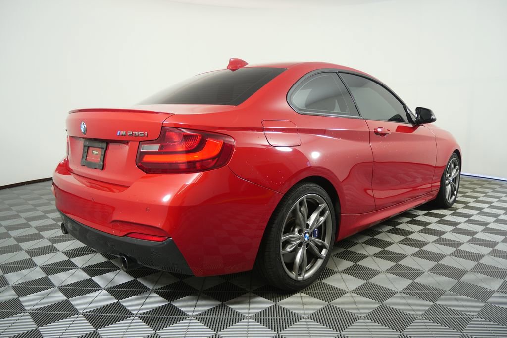 Used 2015 BMW M235i xDrive Coupe AWD/4WD image 3