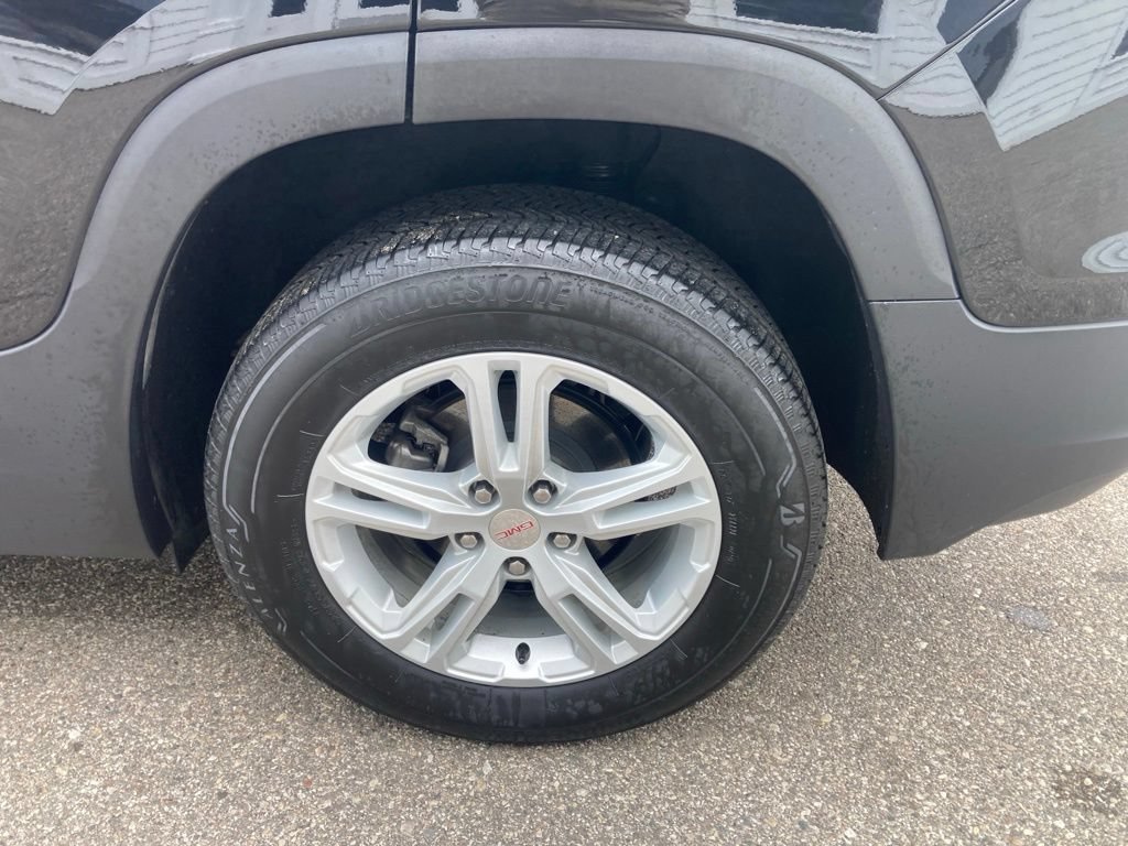 Used 2024 GMC Terrain SLE w/ Driver Convenience Package AWD/4WD image 9
