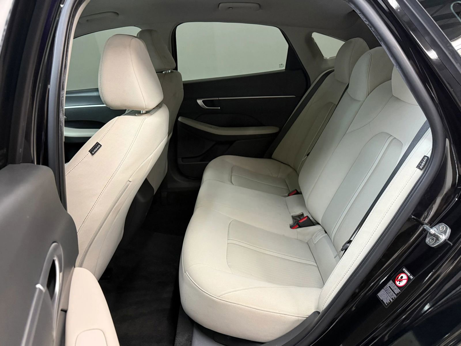 Used 2022 Hyundai Sonata SE w/ Cargo Package image 17