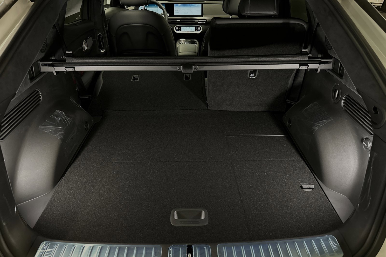 New 2024 Genesis GV60 Performance w/ Cargo Package image 15