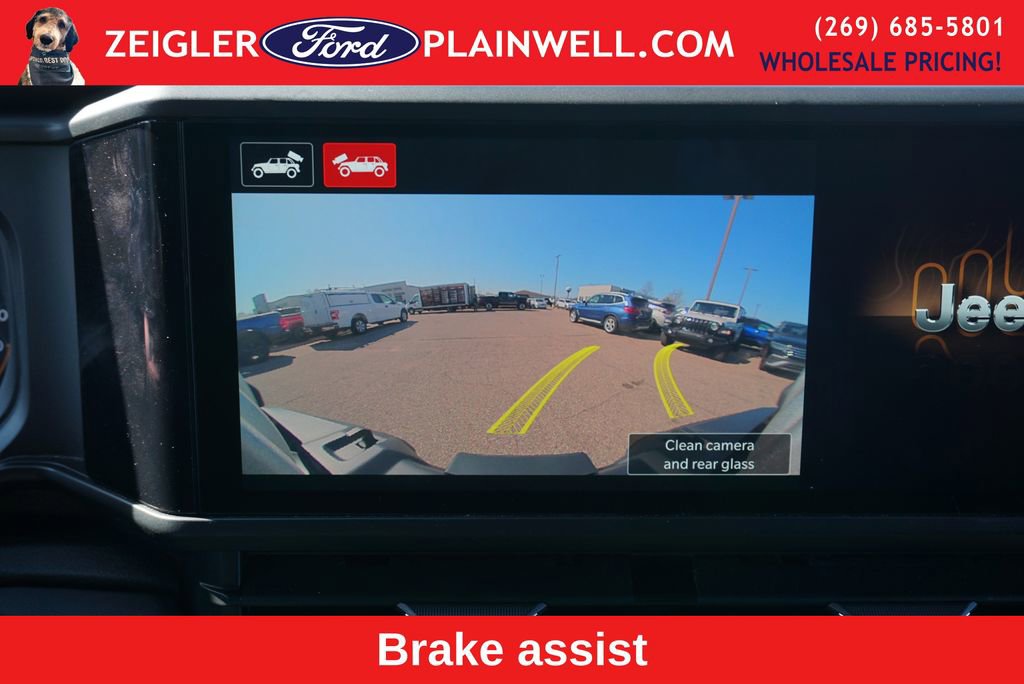 Used 2024 Jeep Wrangler Sahara w/ Technology Group image 19