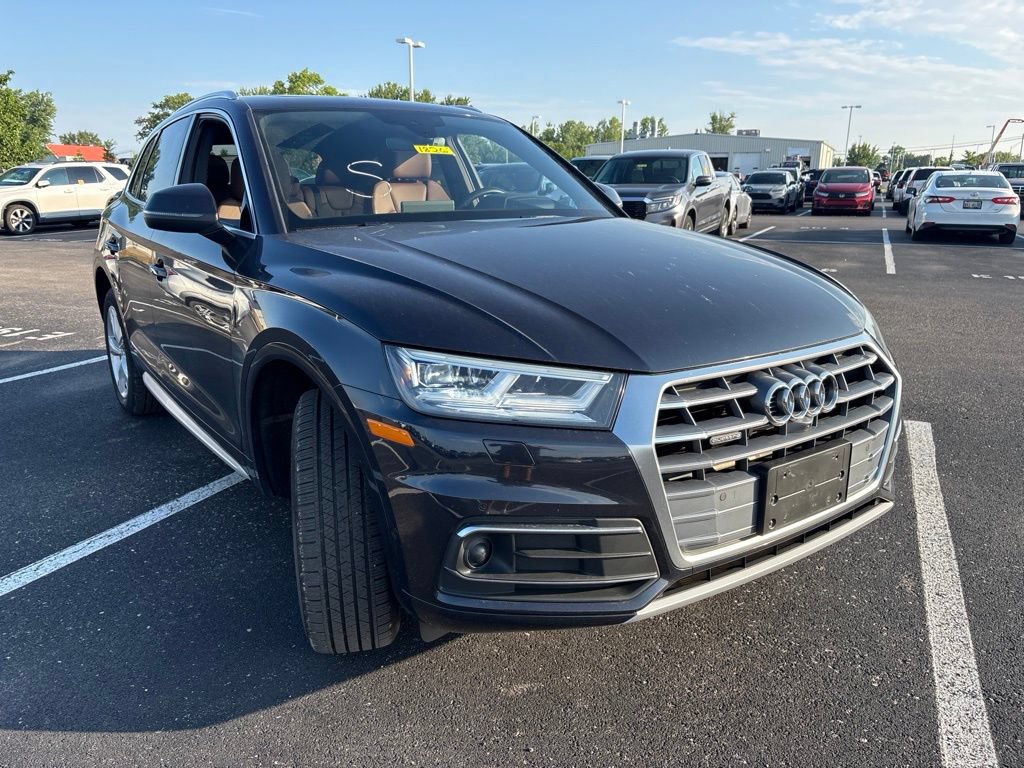 Used 2020 Audi Q5 Prestige w/ Prestige Package AWD/4WD image 14