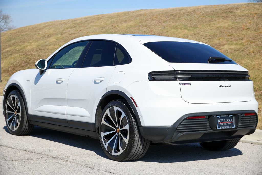 Certified 2025 Porsche Macan 4 Electric image 3