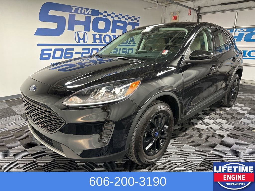 Used 2022 Ford Escape SE w/ Convenience Package