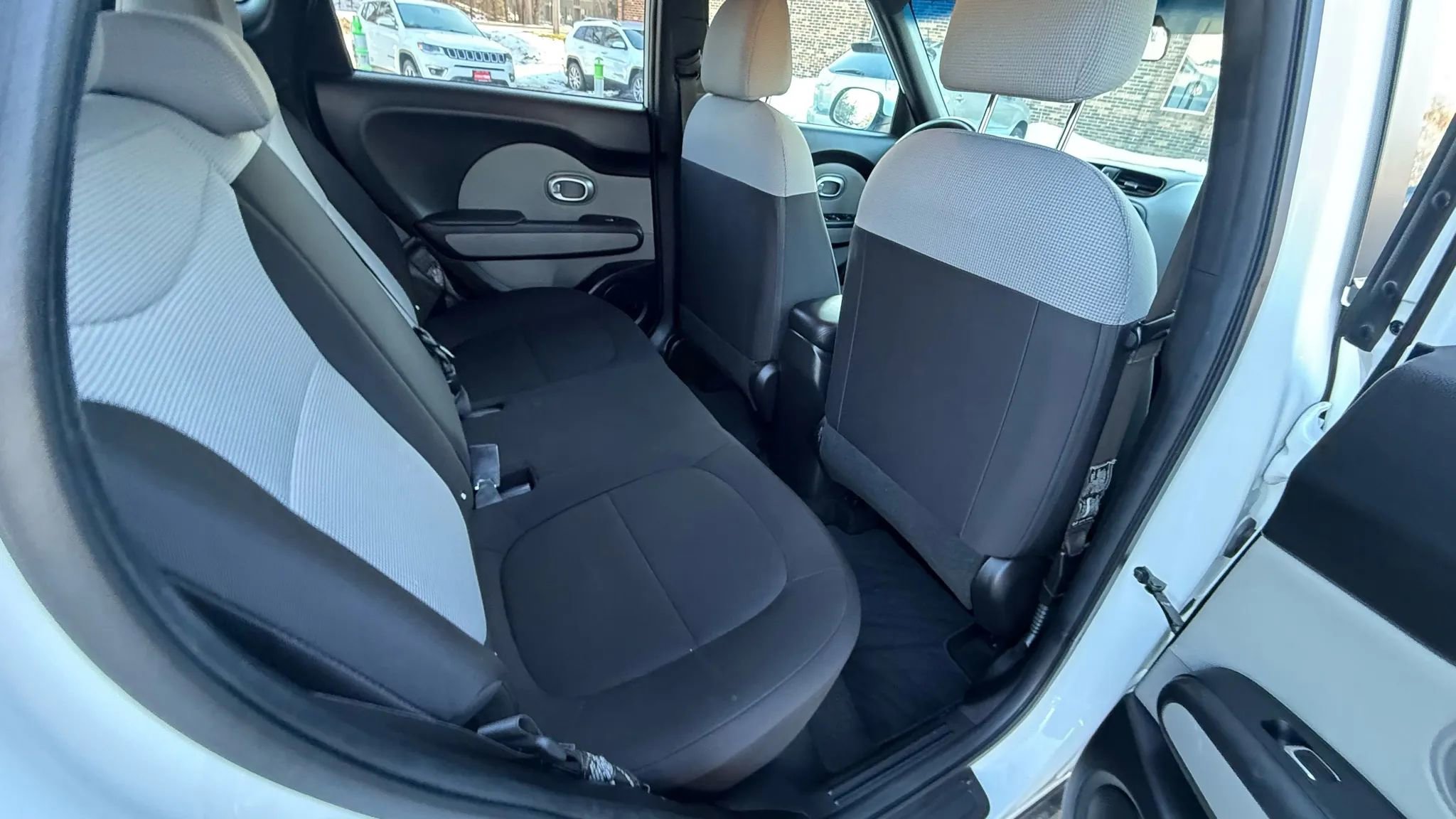 Used 2018 Kia Soul image 26