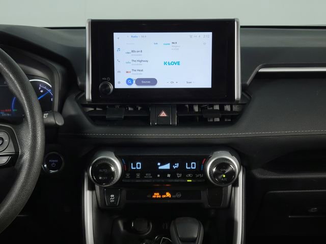 Used 2025 Toyota RAV4 XLE image 22