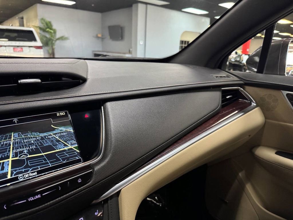 Used 2019 Cadillac XT5 Luxury FWD image 27