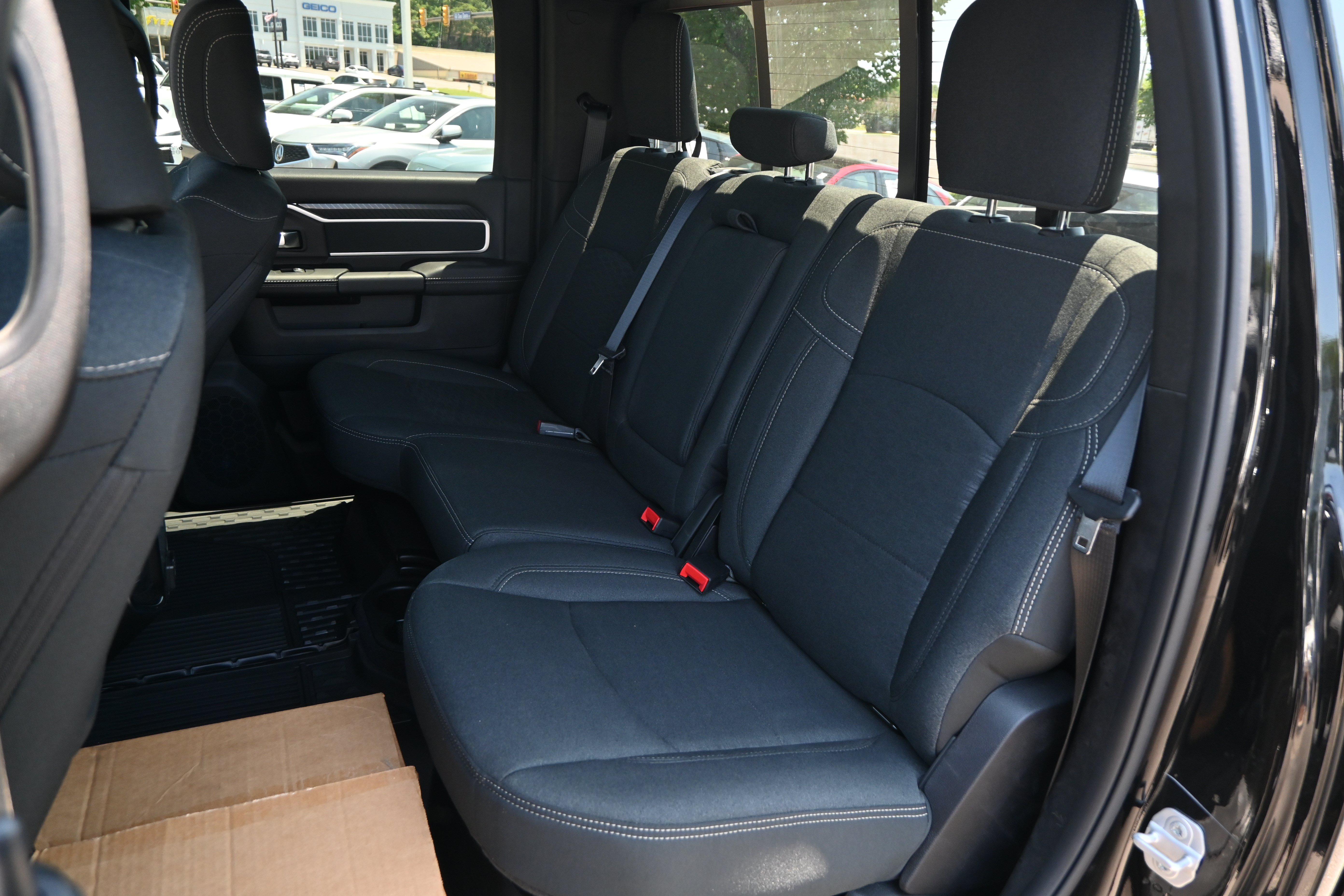 New 2026 RAM 2500 Big Horn AWD/4WD image 31