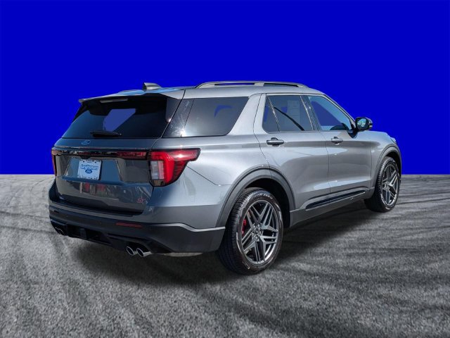 Certified 2025 Ford Explorer ST w/ Sun And Sound Package AWD/4WD image 4