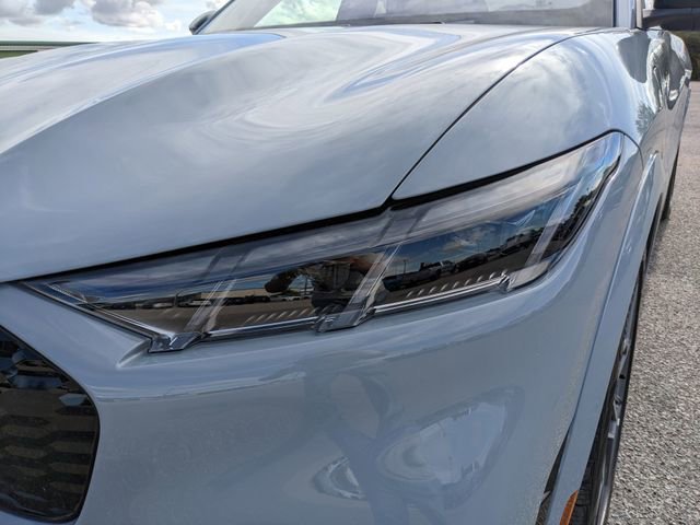 Certified 2025 Ford Mustang Mach-E GT image 9