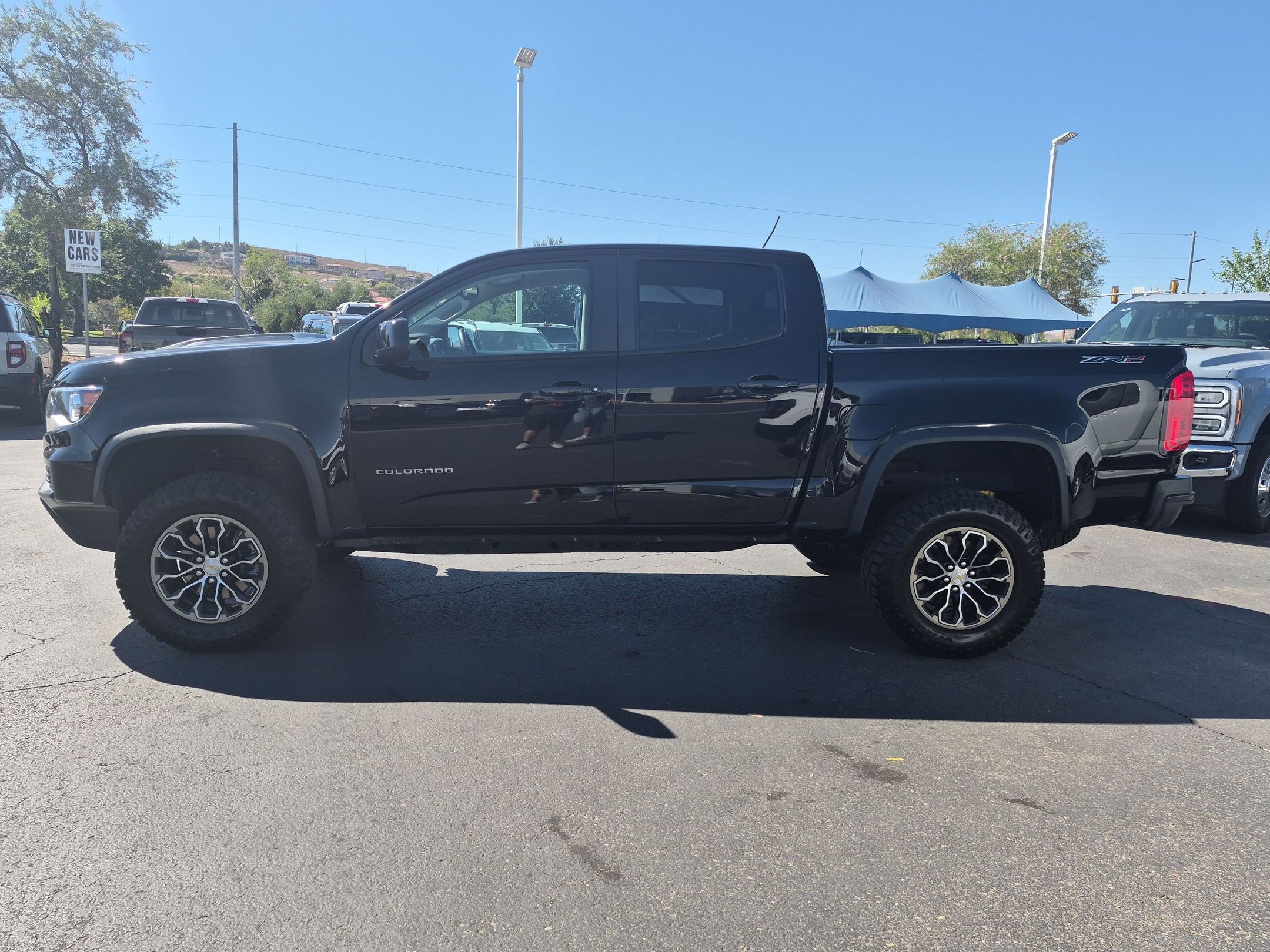 Used 2022 Chevrolet Colorado ZR2 AWD/4WD image 6
