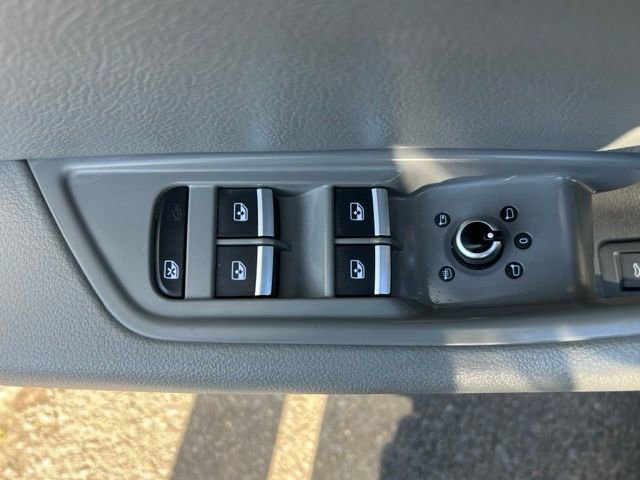 Used 2017 Audi A4 2.0T Prestige w/ Prestige Package AWD/4WD image 17