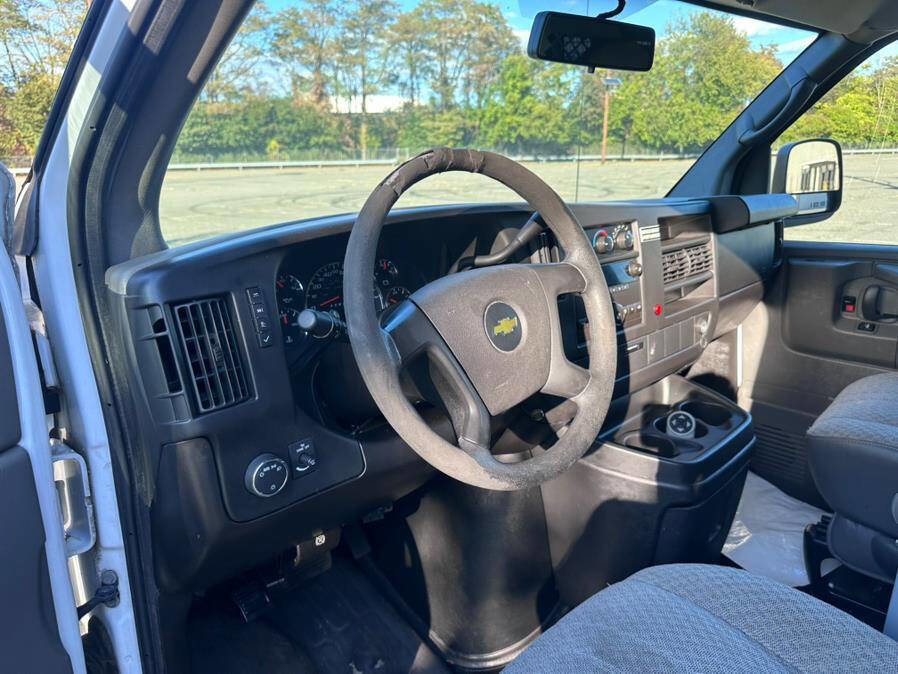 Used 2013 Chevrolet Express 1500 1500 3dr Cargo Van image 30